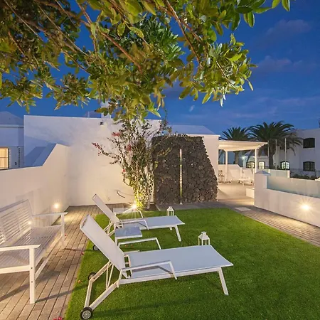 Villa & Princesa Sonia - Puerto Del Carmen, Lanzarote - Near The
