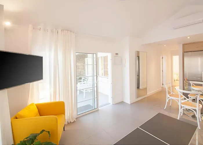 & Princesa Sonia Βίλα *